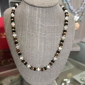 Elegant Black and Gold Beaded Necklace